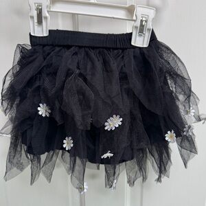 Little Mass 2T Girls Black Tulle Skirt with White Floral Daisy Accents